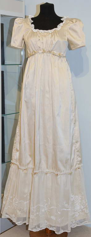 Платье женское XIX век